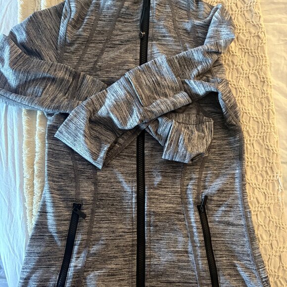 Lululemon Define Jacket - Picture 3 of 4